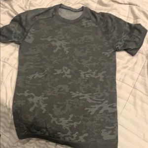 lululemon camo t shirt